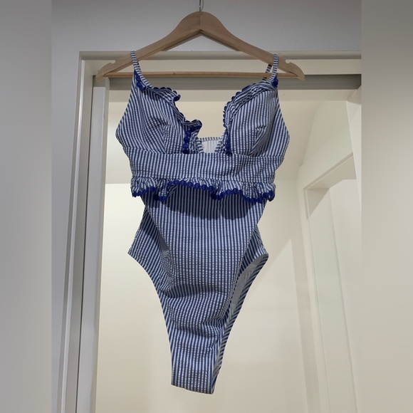 JCrew Seersucker Bathingsuit - Picture 1 of 3